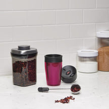 Colador de té giratorio OXO Good Grips