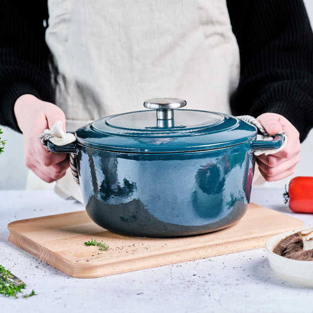 Cerámico, acero inoxidable o ambos: ¿qué recubrimiento encaja con cómo cocinas?