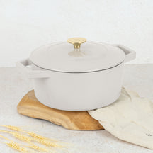 BerlingerHaus Cacerola Mate Crème - Hierro Fundido - ø 24 cm - apta para todas las fuentes de calor - capa antiadherente esmaltada