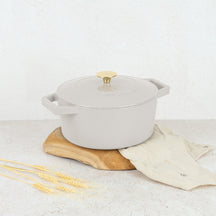 BerlingerHaus Cacerola Mate Crème - Hierro Fundido - ø 24 cm - apta para todas las fuentes de calor - capa antiadherente esmaltada