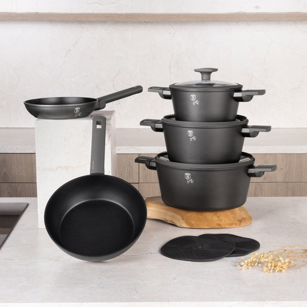 BerlingerHaus Set de Sarten Mat Antraciet 7 Piezas - Cacerola ø 20, 24, 28 cm, Sartén ø 20 & 24 cm - apto para todas las fuentes de calor