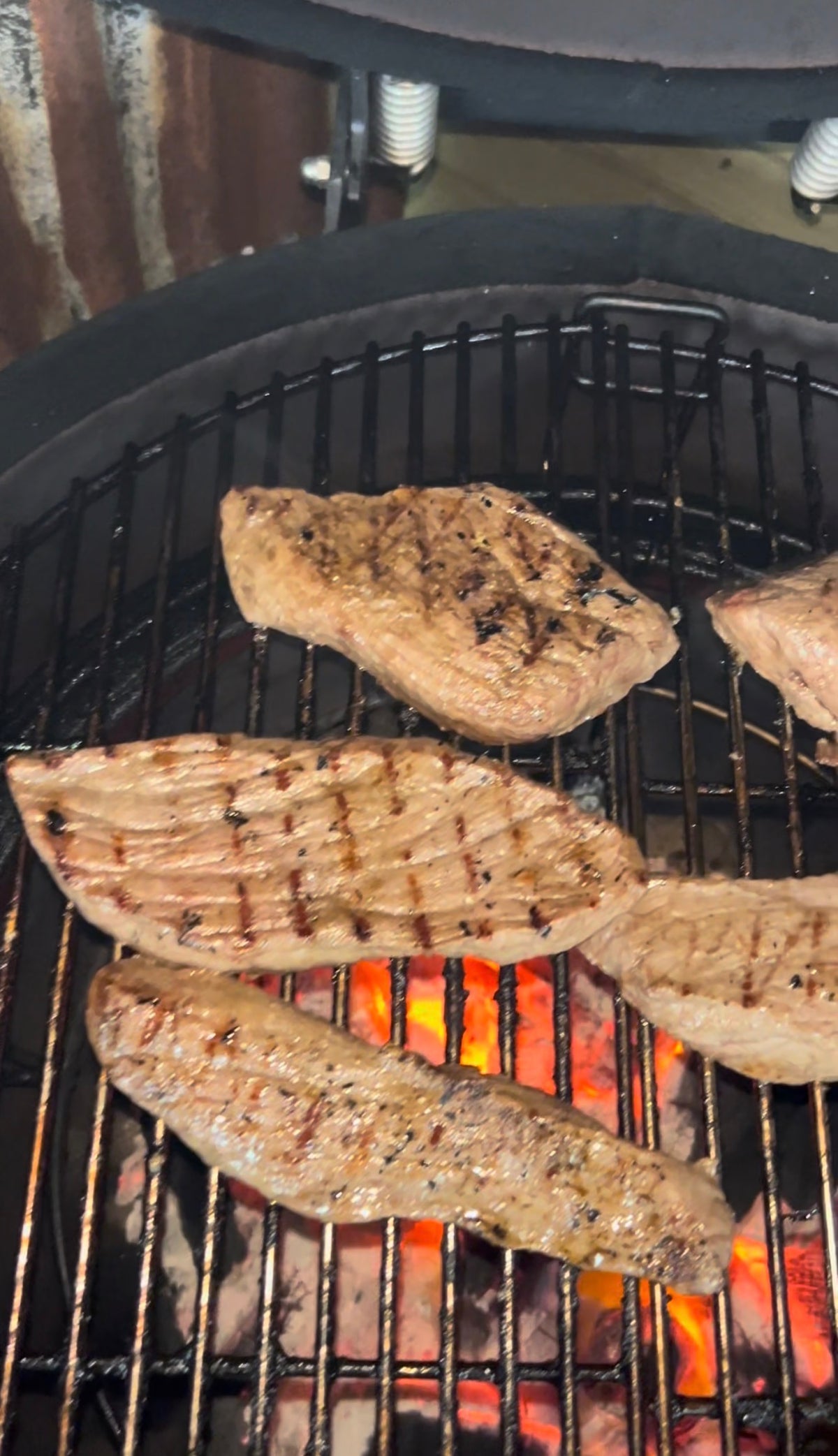 El legendario bistec de Loetje, ahora en tu propia kamado
