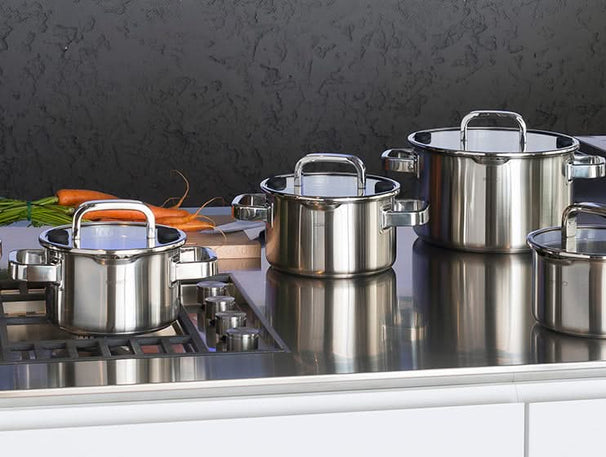 Sola Set de ollas Juvia 4 piezas Acero inoxidable - Compatible con campana extractora - Olla de cocina ø 16, 18, 20 cm y cazo ø 16 cm - apto para todas las fuentes de calor