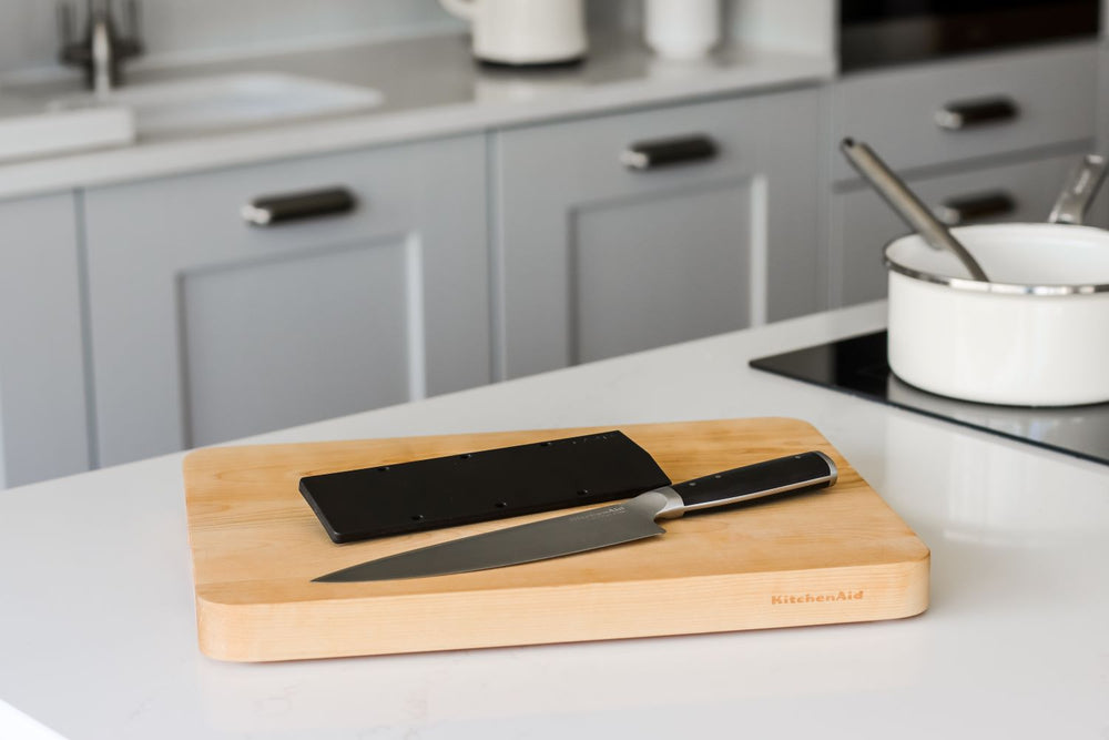 Cuchillo de chef Gourmet 20 cm + protector de cuchillo gratis