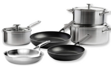 KitchenAid Set de ollas Multi-Ply Acero Inoxidable 6 piezas - Olla ø 20, 24 cm, Cazo ø 16 cm y Sartén ø 24 cm + Sartén Classic Forged ø 24 y 28 cm