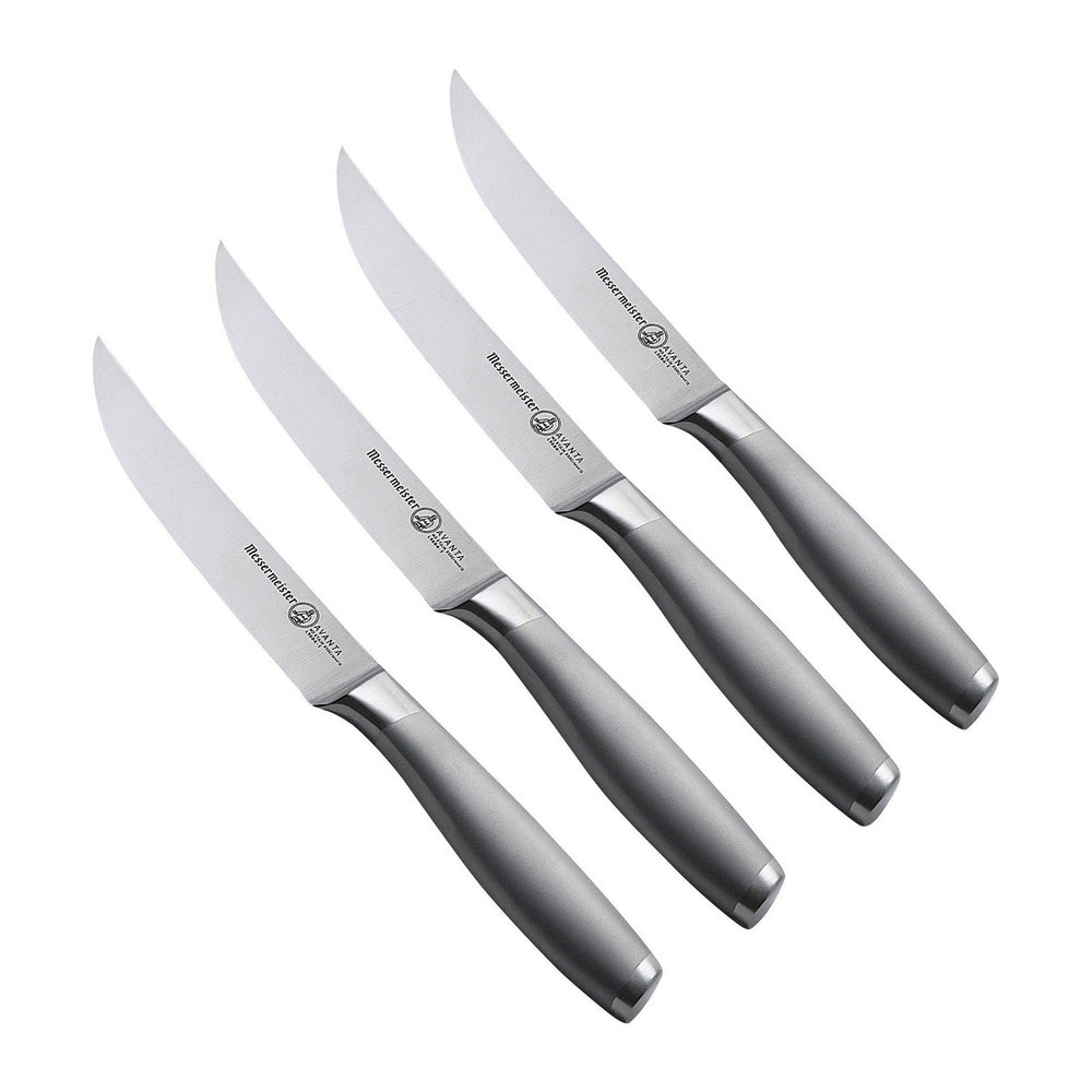 Messermeister Steakmessen Avanta 13 cm 4 stuks met RVS heft, vrijstaand op witte achtergrond