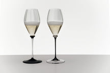 Copa de champán Riedel Fatto A Mano Performance - Base negra - 375 ml