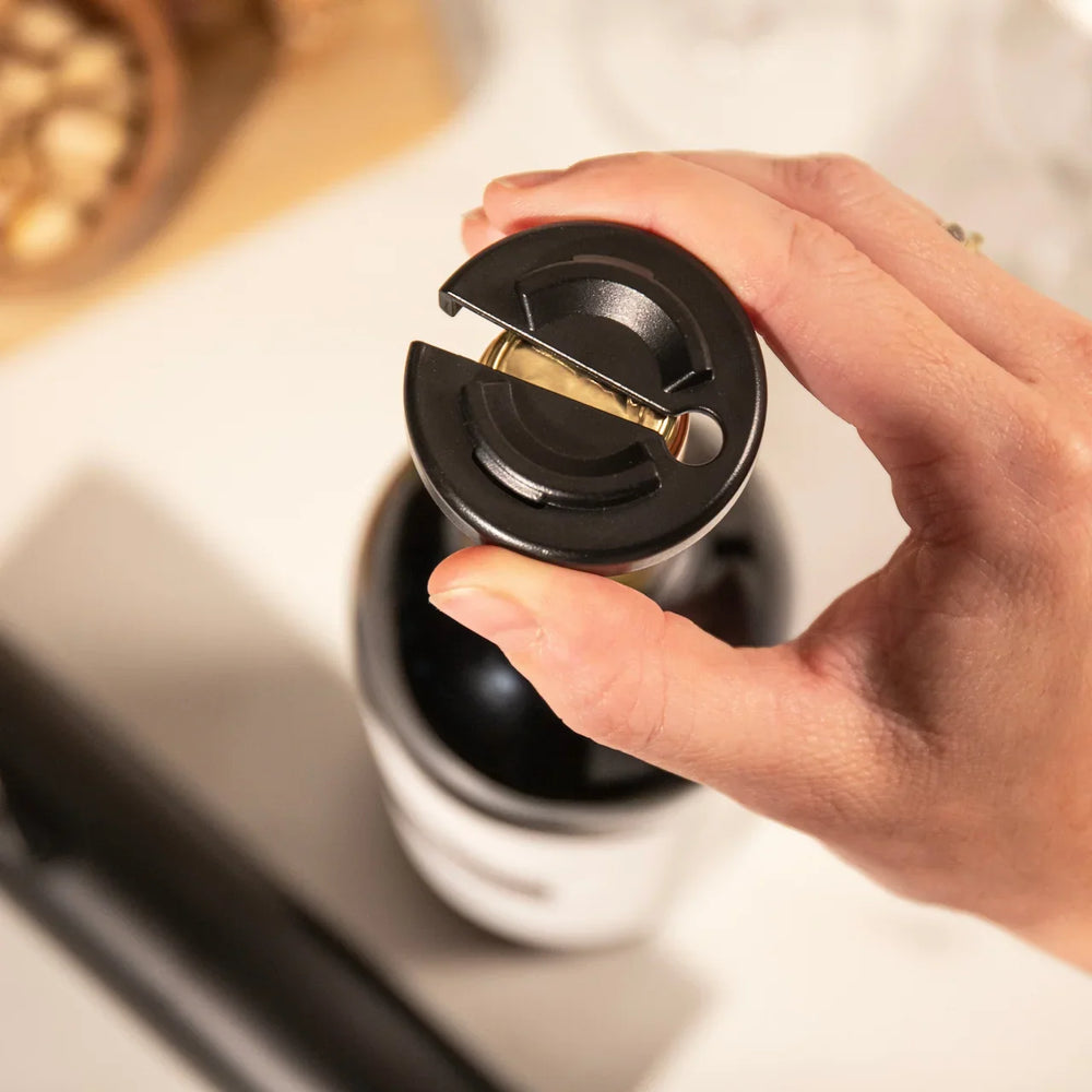 Abrebotellas eléctrico Vacu Vin + Cortador de cápsulas - Negro