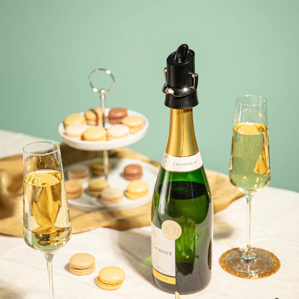 Tapón y vertedor para champán Vacu Vin - Negro