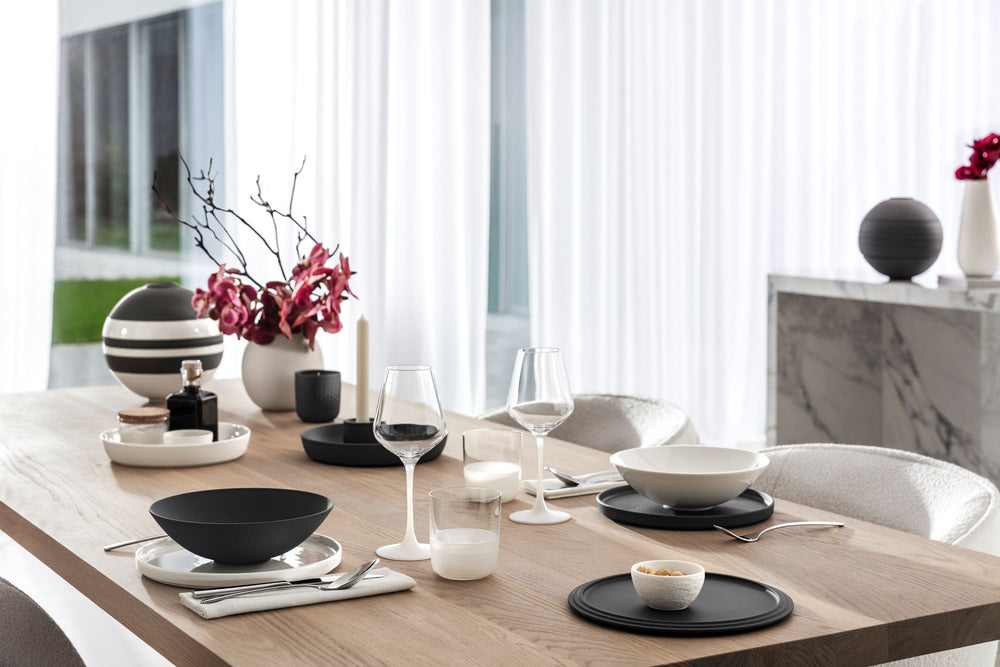 Set de vajilla Villeroy & Boch La Boule - Negro / Blanco 7 piezas / 2 personas - 2x cuenco, 2x fuente, 2x plato universal, 1x fuente para servir