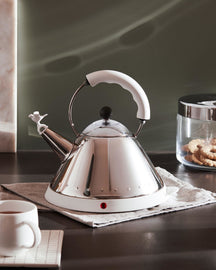 Alessi kettle MG32 RVS / Negro - 1.5 liter - 2000 W - Michael Graves - MG32 B