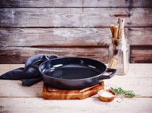 Sartén parrilla / plancha Alva Nori ø 28 cm + asas de cuero gratis - apta para todas las fuentes de calor - capa antiadherente esmaltada