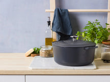 BK Braadpan Bourgogne Earl Grey Gietijzer ø 24 cm / 4.2 Liter - sfeerbeeld 1