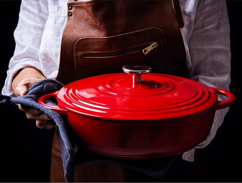 BK Lage Braadpan Bourgogne Chili Red Gietijzer ø 28 cm - sfeerbeeld 3