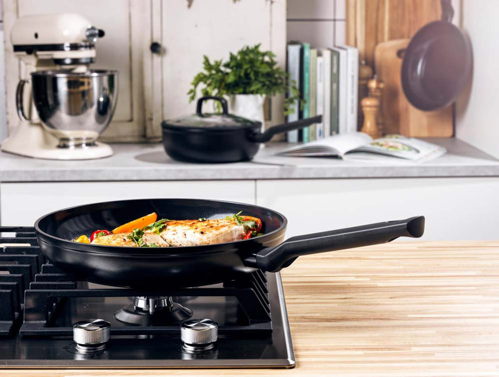 BK Koekenpan Easy Induction ø 30 cm - sfeerbeeld 3
