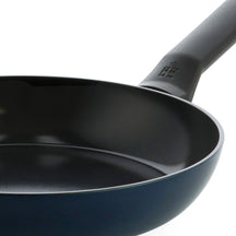 BK Wokpan met deksel Enjoy Oxford Blue ø 28 cm - detail 1