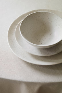 Broste Copenhagen Juego de vajilla Nordic Vanilla 6 piezas / 2 personas - 2 platos llanos, 2 platos para desayuno y 2 cuencos