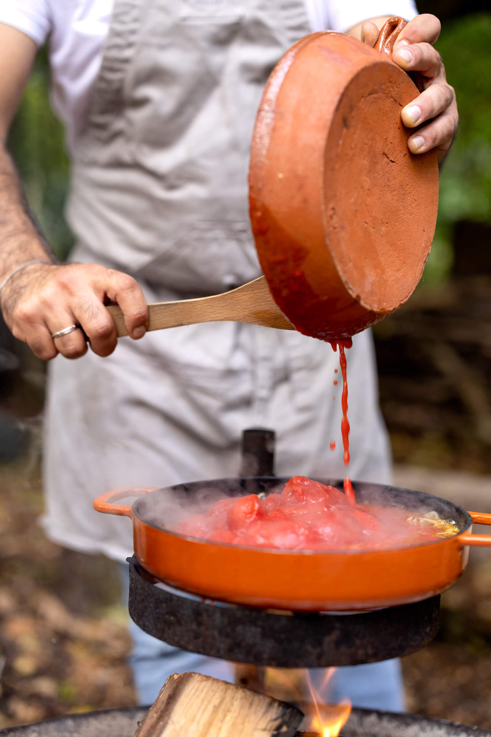 Combekk Koekenpan Skillet met 2 grepen Gietijzer Orange ø 24 cm - sfeerbeeld 5