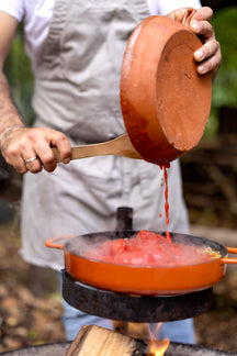 Combekk Koekenpan Skillet met 2 grepen Gietijzer Orange ø 24 cm - sfeerbeeld 5