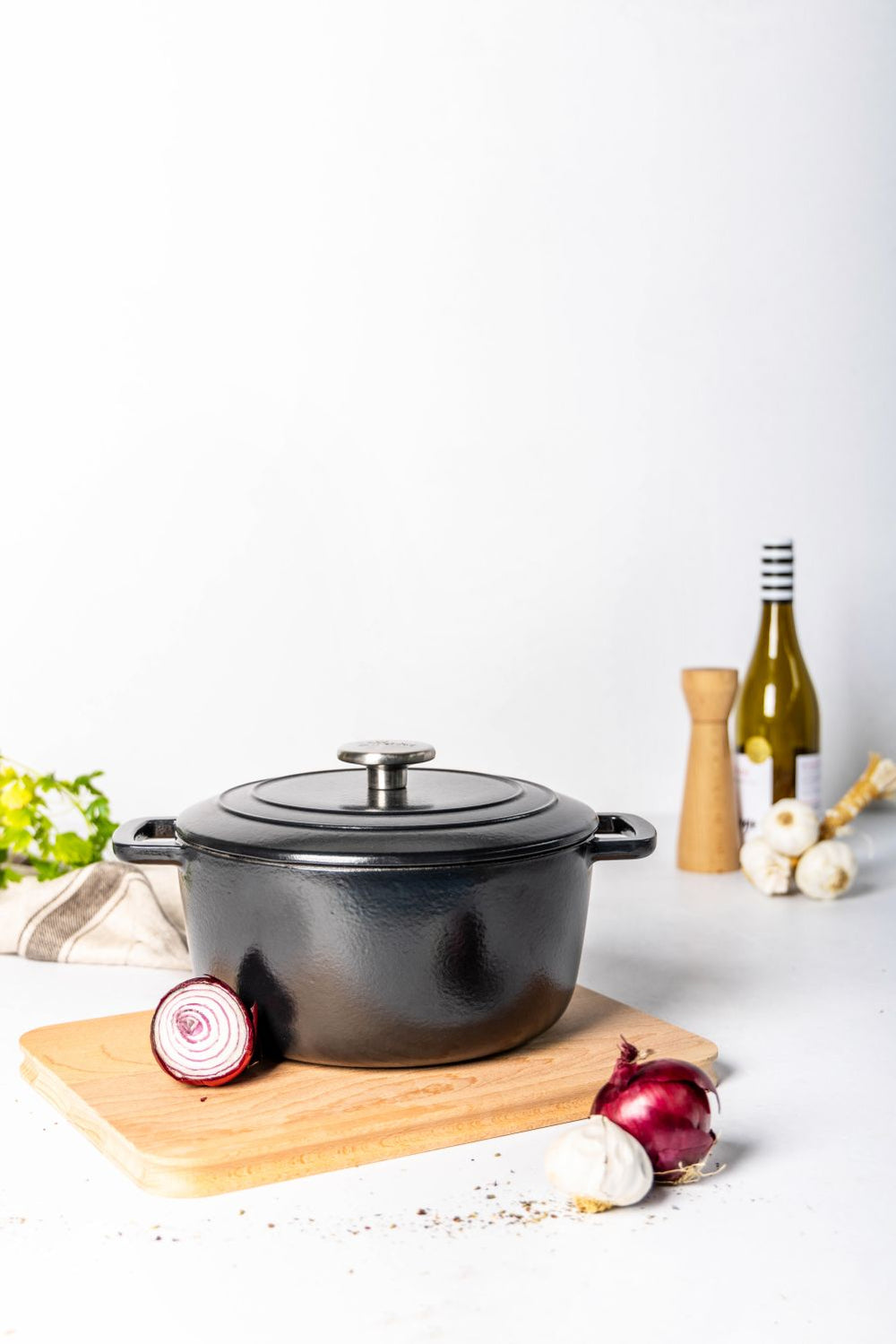 Olla para asar con tapa Fontestic de hierro fundido negro Ø 20 cm / 2.7 litros - capa antiadherente esmaltada
