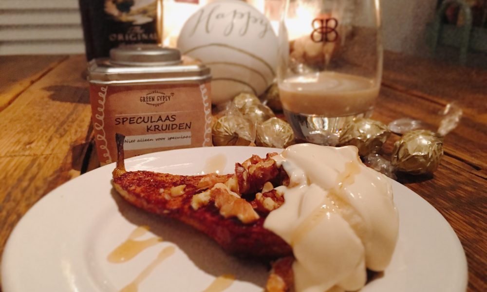 Pera caliente a la parrilla con una cremosa salsa de mascarpone y Bailey's