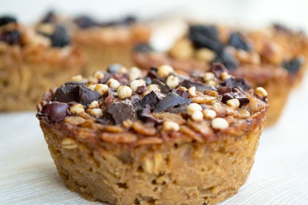 Cups de avena saludables listos en 30 minutos
