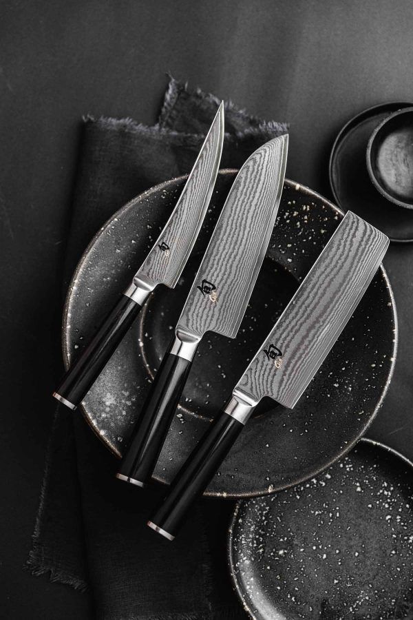 Set de cuchillos Kai Shun Classic - acero damasco de 32 capas - (Cuchillo de oficina + Cuchillo universal + Cuchillo Santoku) 3 piezas - DMS-310