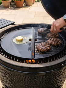 Keij Kamado Plancha Media Luna / Plancha Large - Hierro Fundido Esmaltado - Doble Cara - 46.5 cm - para Kamados de 21 pulgadas - Universal
