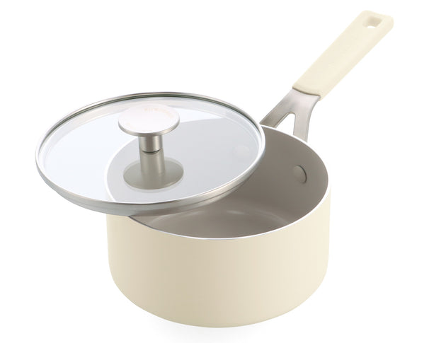 KitchenAid Cazo Aluminio Almond Cream ø 16 cm / 1,6 litros - con tapa - revestimiento antiadherente cerámico