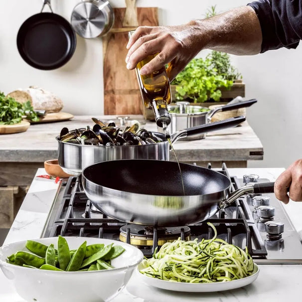 KitchenAid Wok Classic Acero Inoxidable ø 28 cm / 3,7 litros - revestimiento antiadherente cerámico