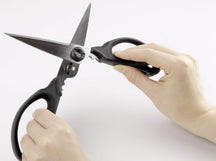 Tijeras de cocina y para hierbas OXO Good Grips