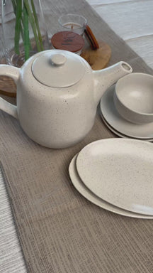 Broste Copenhagen Juego de té Nordic Vanilla 7 piezas / 2 personas - 1 tetera, 2 platillos y 2 tazas con platos