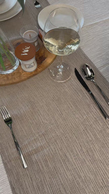 Broste Copenhagen Juego de vajilla Nordic Vanilla 6 piezas / 2 personas - 2 platos llanos, 2 platos para desayuno y 2 cuencos