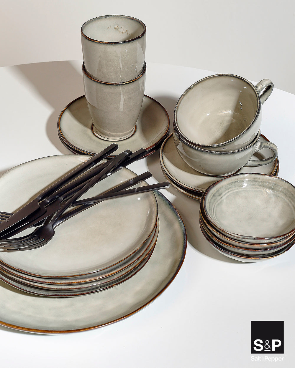 Set de vajilla Salt & Pepper Artisan Verde 12 piezas / 4 personas - 4 platos de cena, 4 platos de desayuno y 4 cuencos