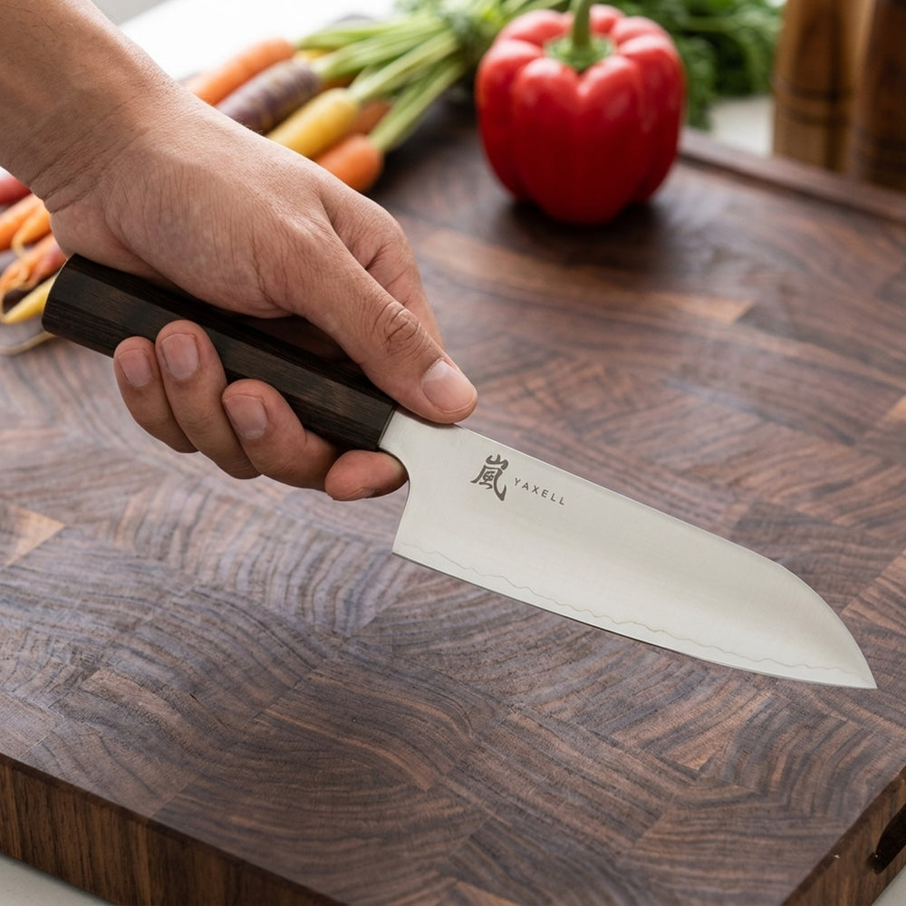 Yaxell Cuchillo Santoku Hana 12.5 cm - Acero inoxidable de 3 capas - mango de madera Pakkah marrón oscuro